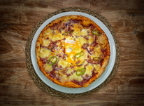 Parasztos pizza