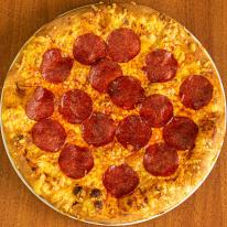 Szalámis pizza