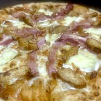 39. Mézes-mustáros pizza 39. Mézes-mustáros pizza