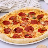 15. Mia pizza
