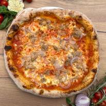 8. Tonno e cipolla pizza