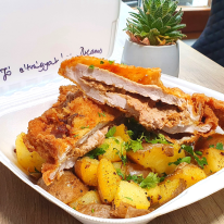 Velős sertésborda házi steakburgonyával