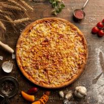 Sonkás-kukoricás pizza