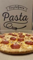 Szalámis pizza