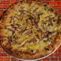 Sonkás-gombás pizza