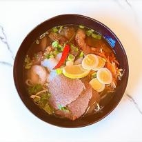 Pho marhahúsleves