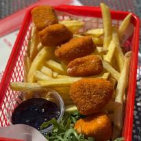 Camembert + fries, blueberry