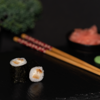 Panko csirke-sajtkrém maki