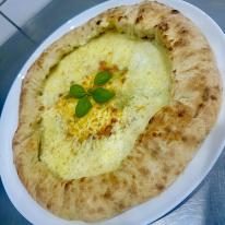 Quattro formaggi pizza