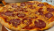 Szalámis pizza