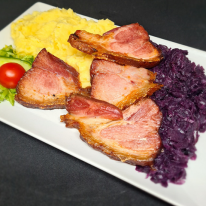 Sült-füstölt csülök párolt káposztával