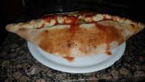 Calzone pizza
