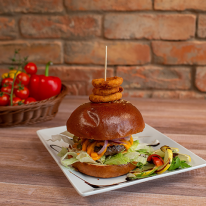 Betyár burger