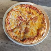 3. Szalámis pizza