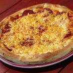Szalámis pizza