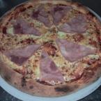 Sonkás pizza
