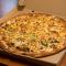 Csirkemájas pizza