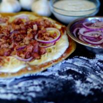 Full extra vasaltlángos Full extra vasaltlángos