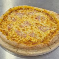 1. Sonkás pizza
