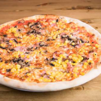 Sonka-gomba-kukorica pizza