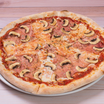 Sonkás-gombás pizza