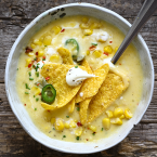 Cheddar szószos-tejszínes kukoricakrémleves