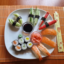 Nagy sushi tál