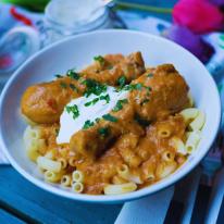 12.03-12.07.  főétel: Tejfölös csirkepaprikás