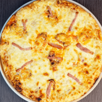 Húsimádó pizza