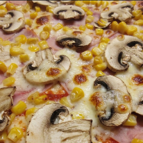 8. Kellékfeleség pizza