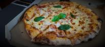 Margherita pizza