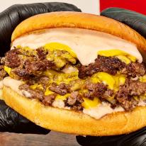 Tripla sajtburger