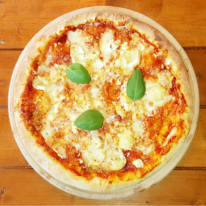 Négysajtos pizza