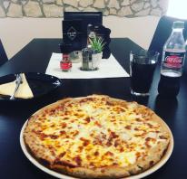 01. Sonkás pizza