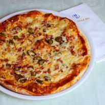 Fullánk pizza