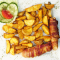 Baconbe tekert csirkemell füstölt sajttal töltve