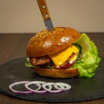 Baconös hamburger