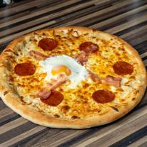 Tojásos pizza