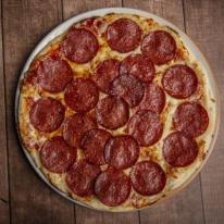 -Szalámis pizza