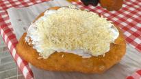Sajtos-tejfölös lángos