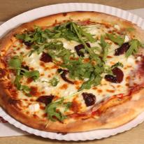 39. Dorka kedvence pizza