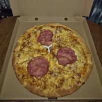 22. Húskirály pizza
