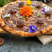 Nutellás-toffiffees pizza