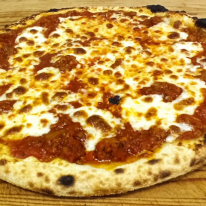 16. Bolognese pizza
