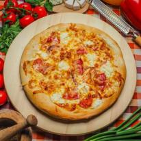 Ínyenc pizza