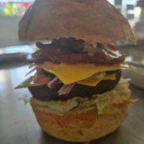 Full hamburger