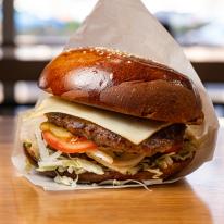 Mega sajtburger 