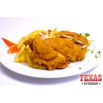 Pirított baconnel-cheddar sajttal töltött sertéskaraj rántva