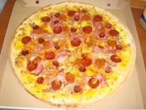 Húsimádó pizza